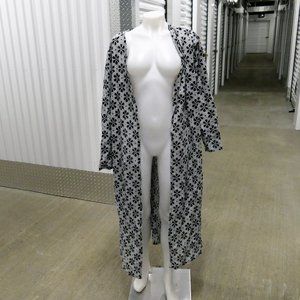 NWOT Gray & Black Floral Print Maxi Duster size 2X